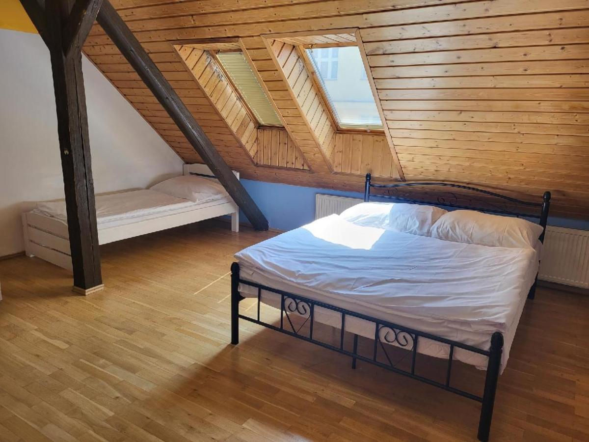 Sunflower Prague Apartments And Suites 外观 照片